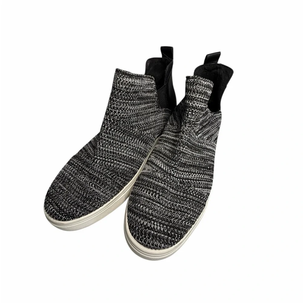 Chelsea & Violet Cielo Flyknit Wedge  Slip-On Sneakers Sz 8.5